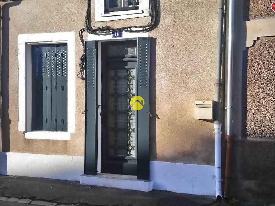 Villa in Saint-Amand-Montrond, Cher - photo 1