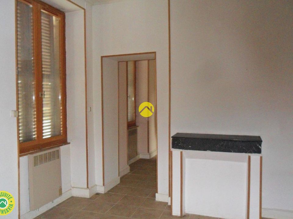 Lejlighed i Ainay-le-Château, Allier - foto 1