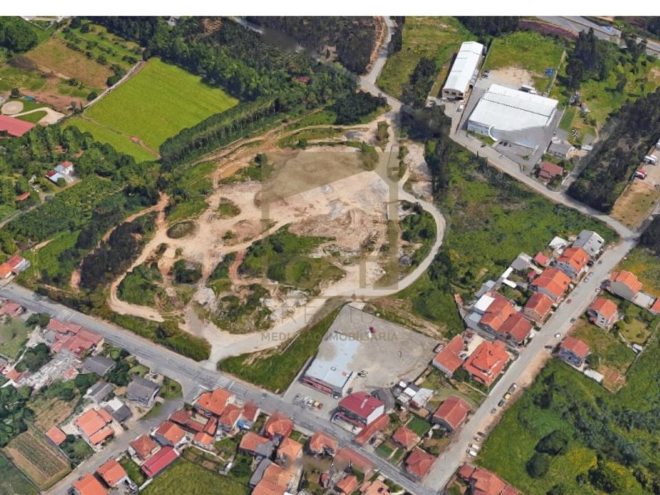 Helårsgrund i Gondomar, Porto - foto 1