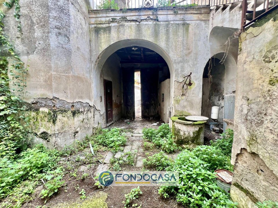 Villa i Sant'Antimo, Naples - bilde 1