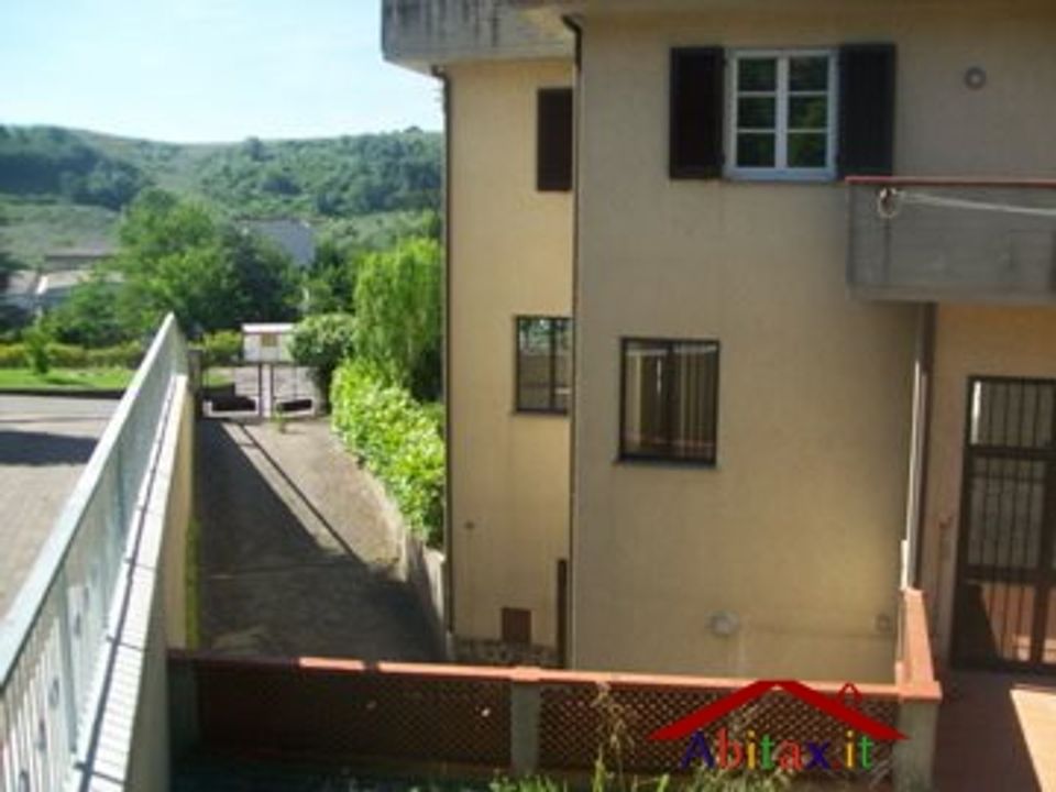 Erhvervsejendom i Cavriglia, Arezzo - foto 1