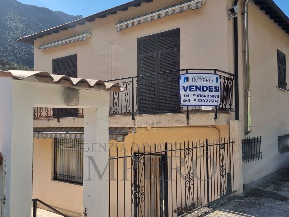 Villa i Airole, Imperia - foto 2