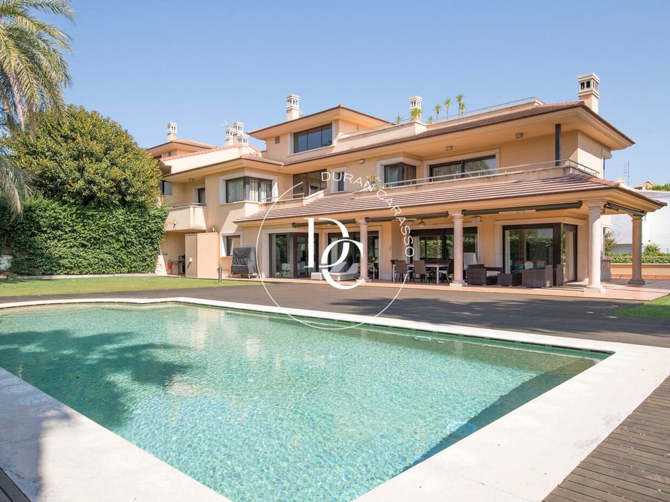 Villa i Sitges, Barcelona - foto 1