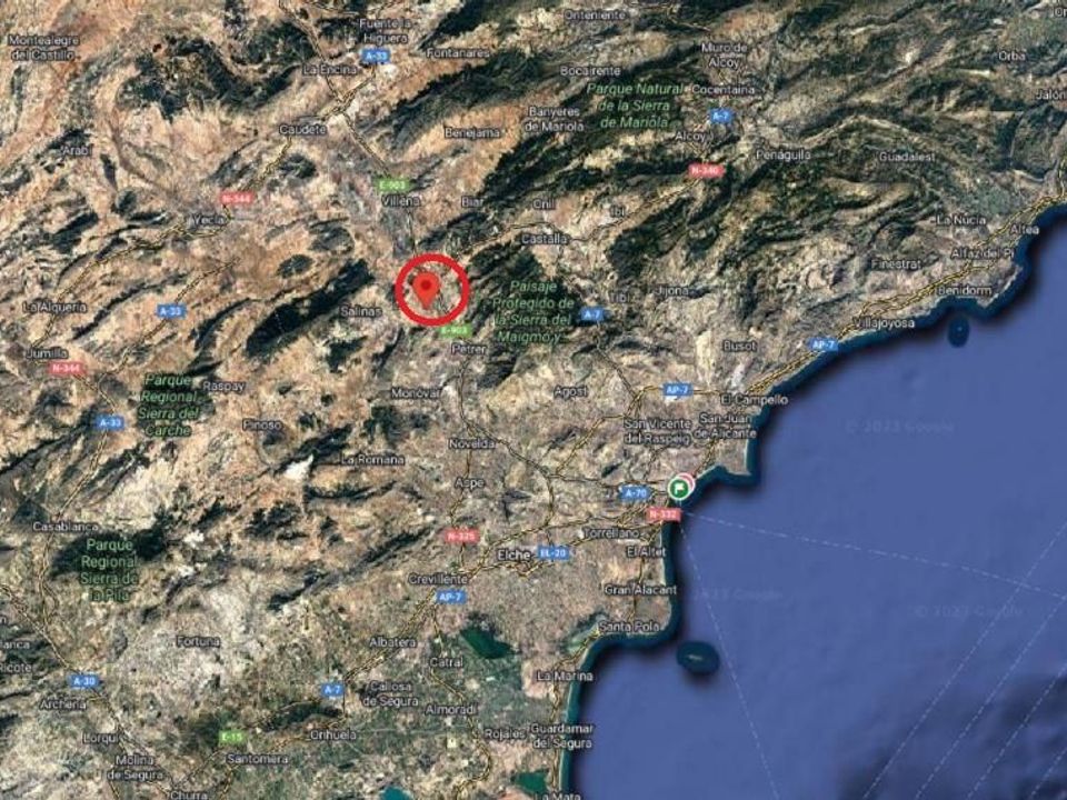 Helårsgrund i Sax, Alicante - foto 4