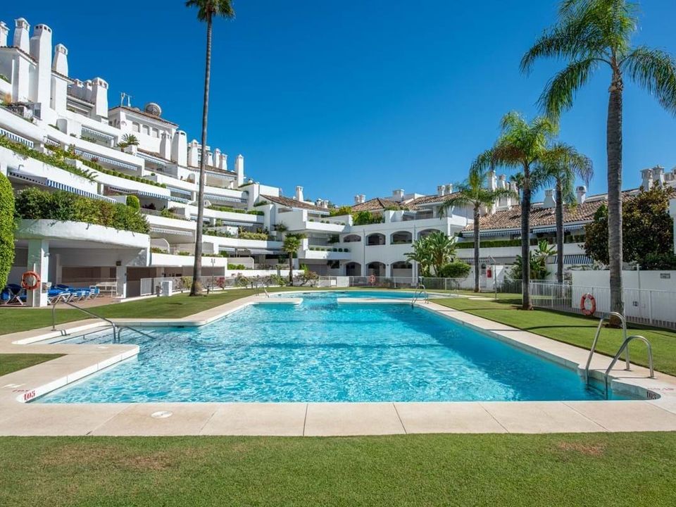 Lejlighed i Marbella, Malaga - foto 1