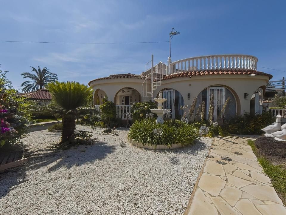 Villa i Torrevieja, Alicante - foto 1
