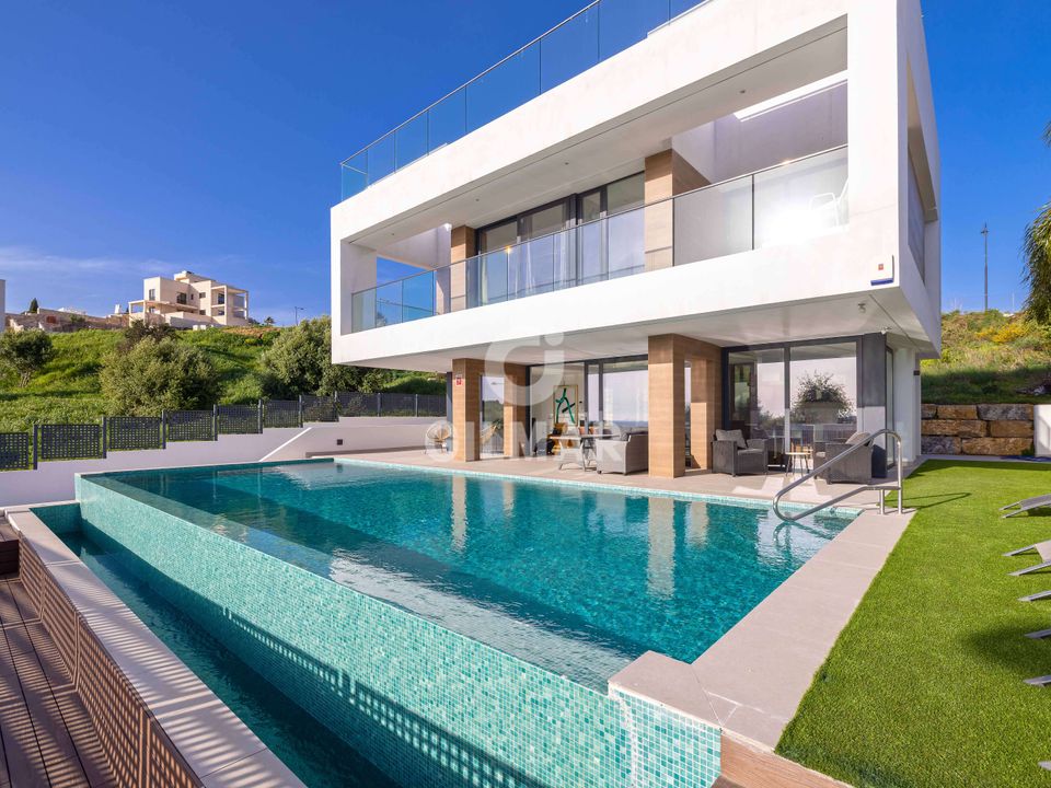 Villa i Estepona, Malaga - foto 1