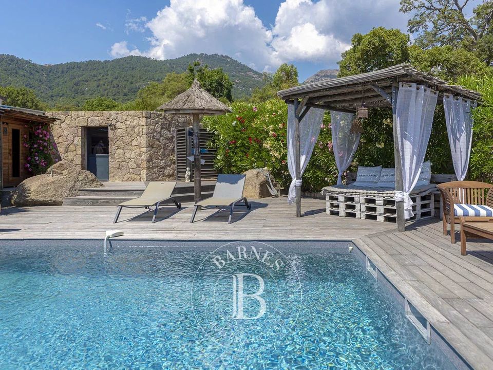 Villa i Sainte-Lucie de Porto-Vecchio, Corse-du-Sud - bilde 1