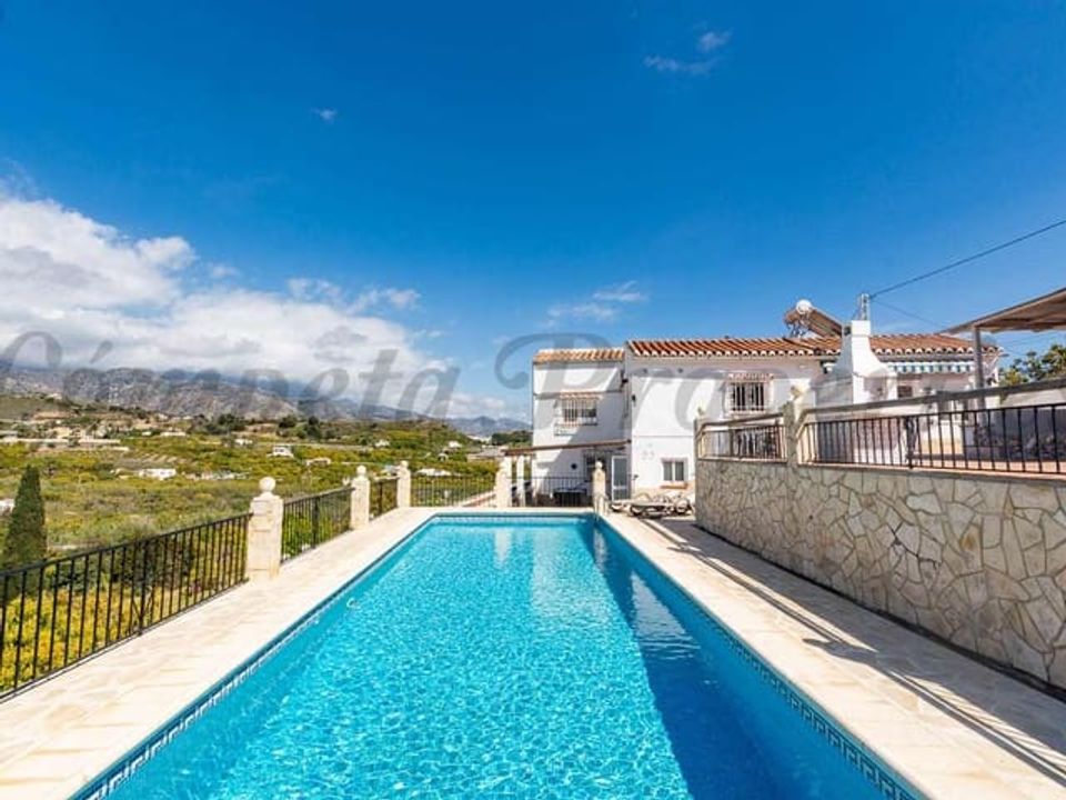Villa i Nerja, Malaga - foto 2