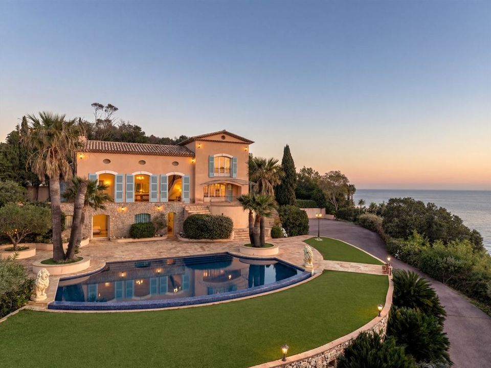 Villa i Saint-Raphael, Var - bilde 1