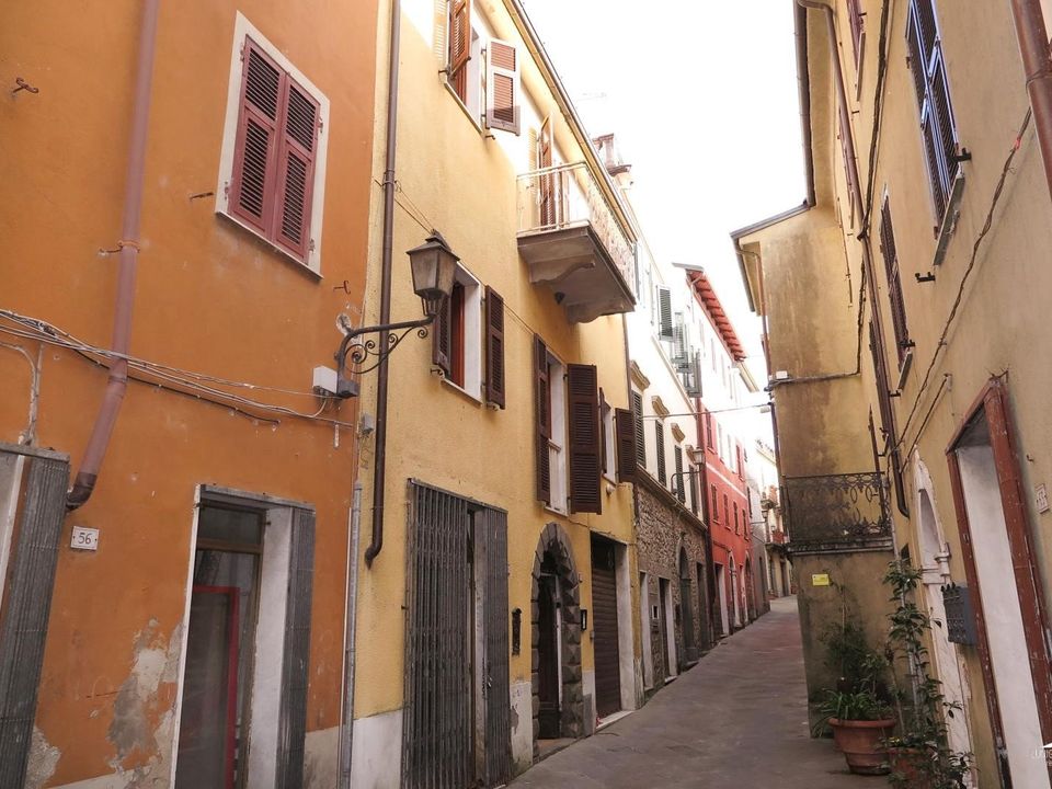 Rækkehus i Licciana Nardi, Massa and Carrara - foto 1