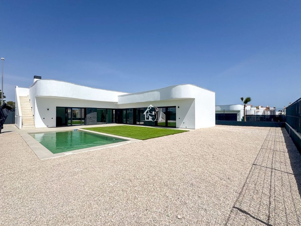 Villa i Algorfa, Alicante - bilde 1