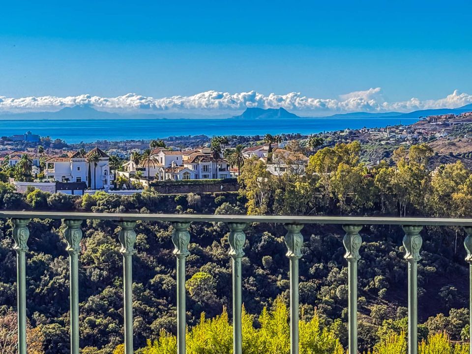 Penthouse i Benahavis, Malaga - foto 3