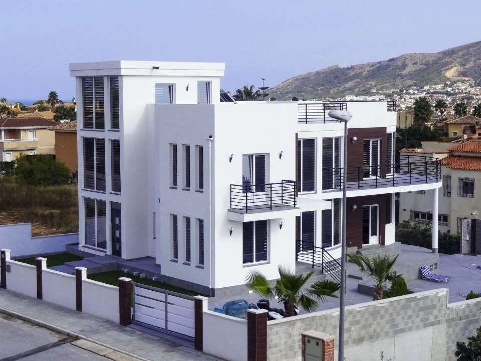 Villa i Alfaz del Pi, Alicante - foto 1