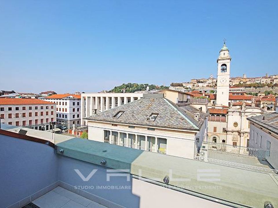 Lejlighed i Bergamo, Bergamo - foto 1