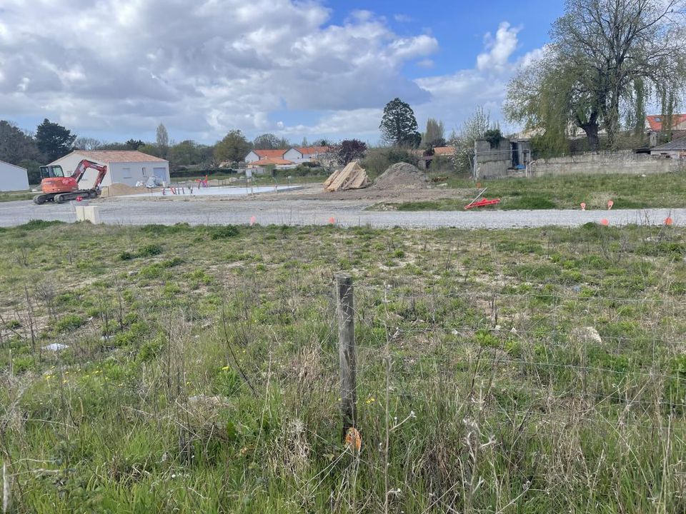 Helårsgrund i Sainte-Pazanne, Loire-Atlantique - foto 1