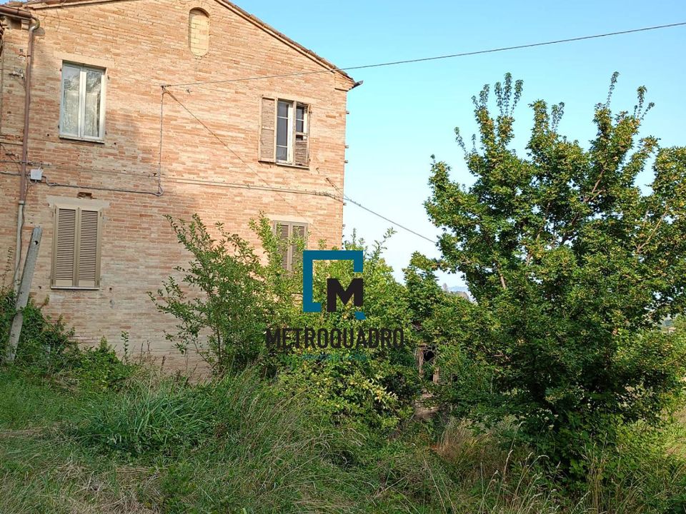 Landejendom i Montalto delle Marche, Ascoli Piceno - foto 1