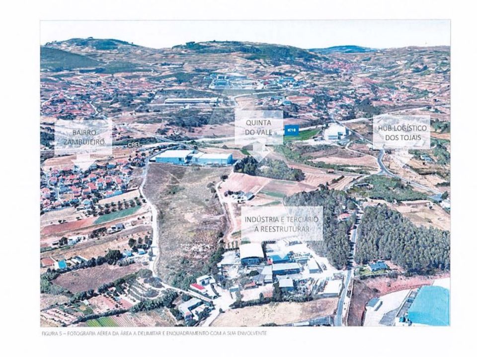 Erhvervsejendom i Santo Antao do Tojal, Lisbon - foto 1