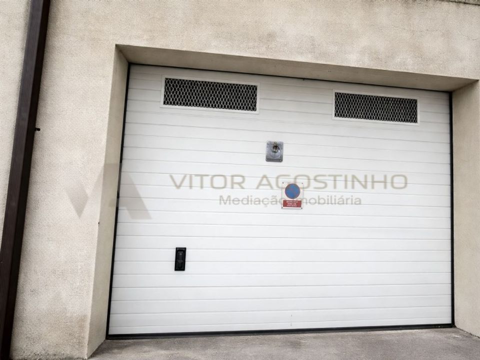 Erhvervsejendom i Odivelas, Lisbon - foto 2