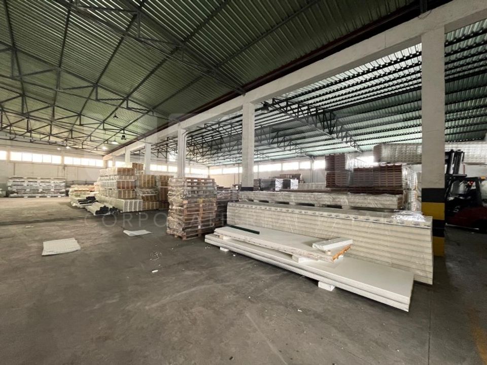 L'establiment comercial a Trofa, Porto - foto 4