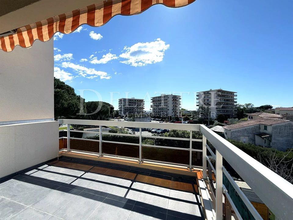 Lejlighed i Antibes, Alpes-Maritimes - foto 1