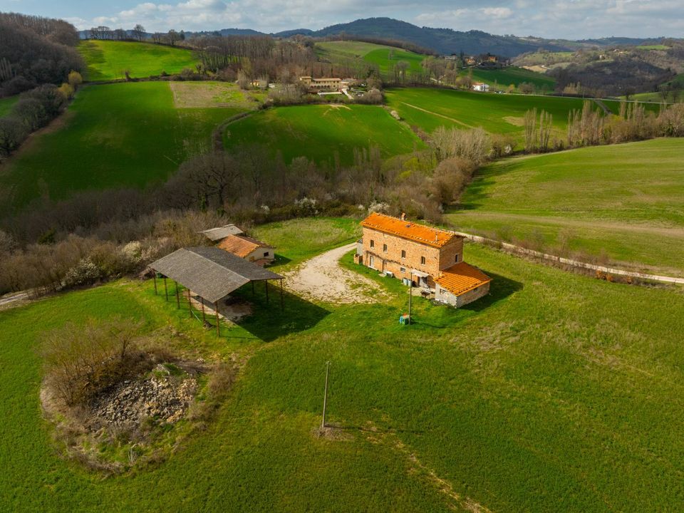 Villa i Gubbio, Perugia - foto 1