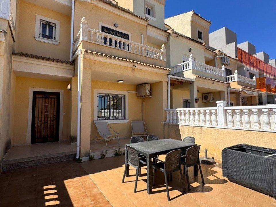 Byhus i Dehesa De Campoamor, Alicante - foto 1