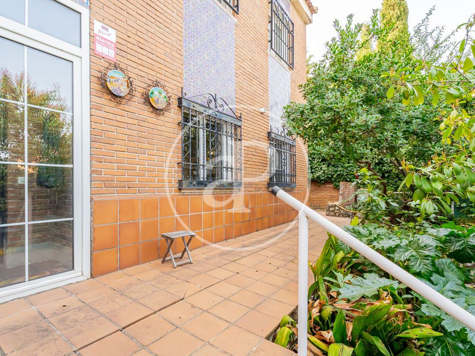 Villa i Pozuelo De Alarcon, Madrid - foto 1