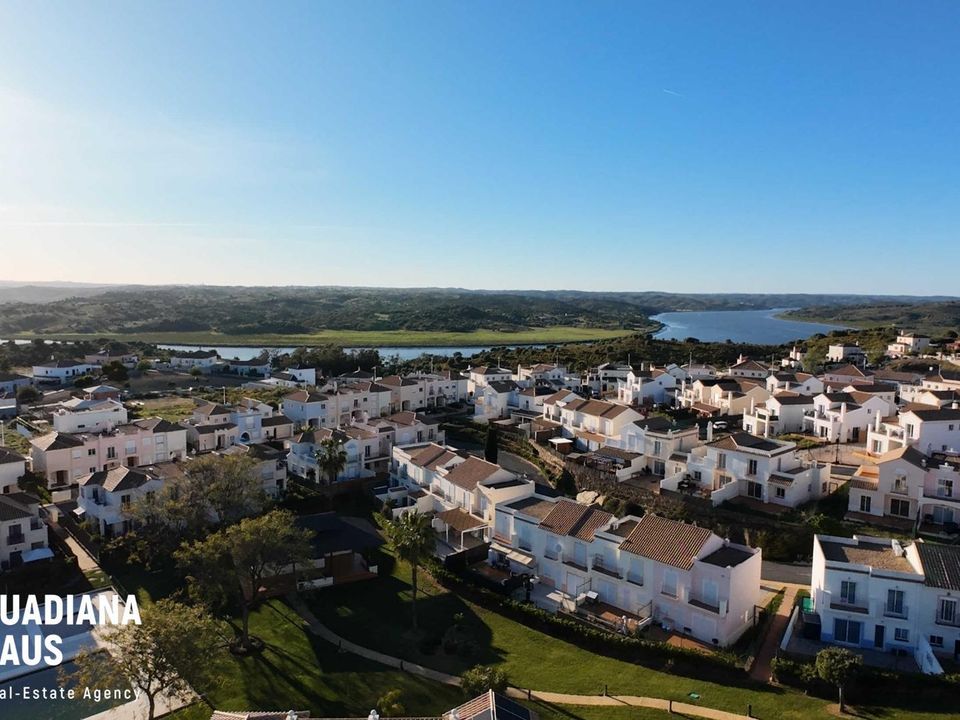 Casa adosada en Ayamonte, Huelva - foto 3