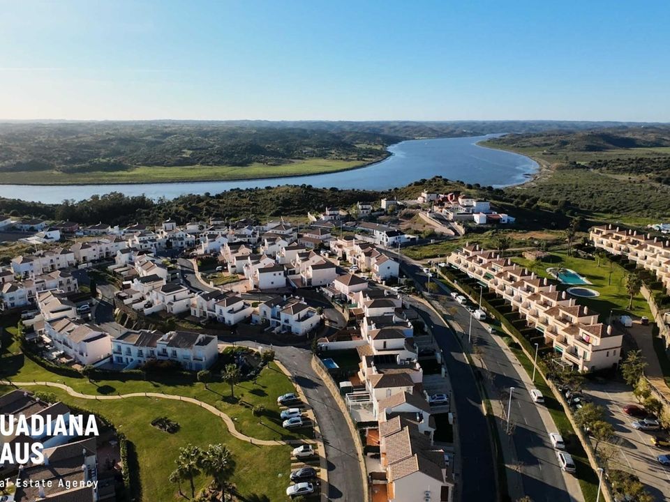 Casa adosada en Ayamonte, Huelva - foto 4