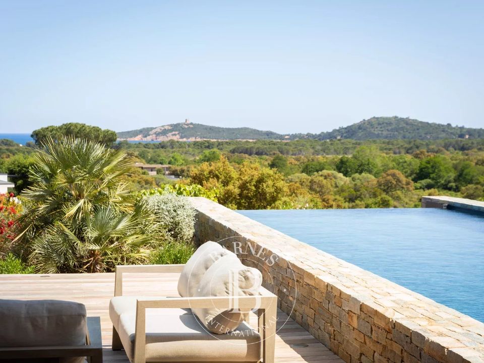 Villa i Sainte-Lucie de Porto-Vecchio, Corse-du-Sud - foto 1