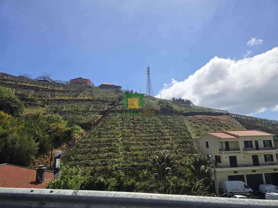 Helårsgrund i Camara de Lobos, Madeira - foto 1