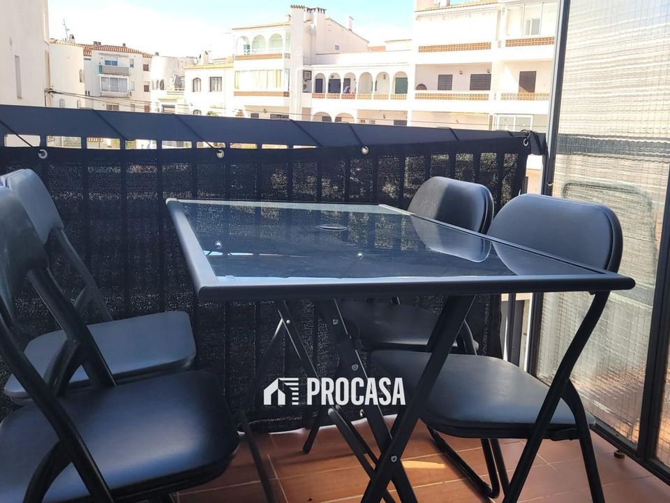 Lejlighed i Empuriabrava, Gerona - foto 2