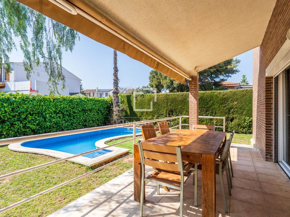 Villa i Tarragona, Tarragona - foto 1