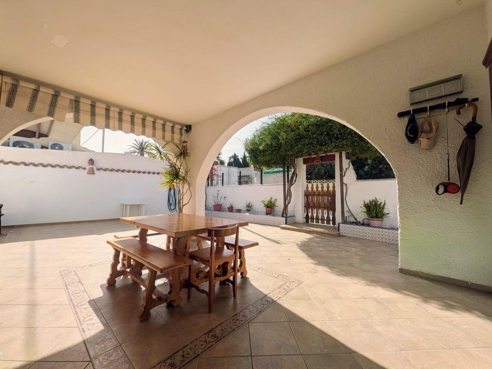 Villa i Alfaz del Pi, Alicante - foto 4