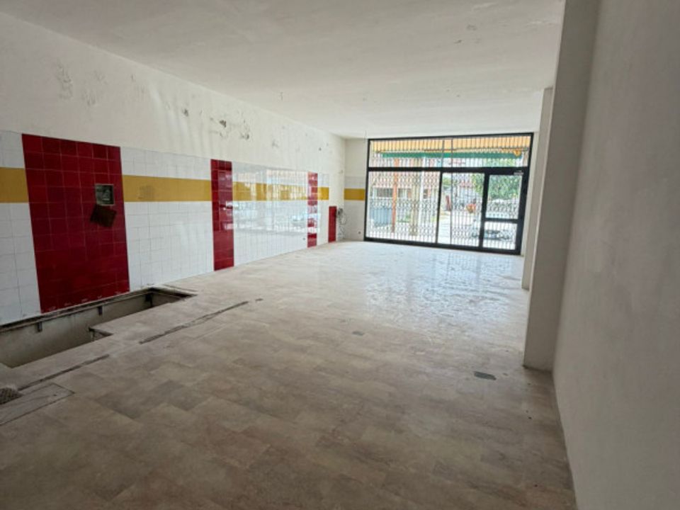 Erhvervsejendom i Maniago, Pordenone - foto 3
