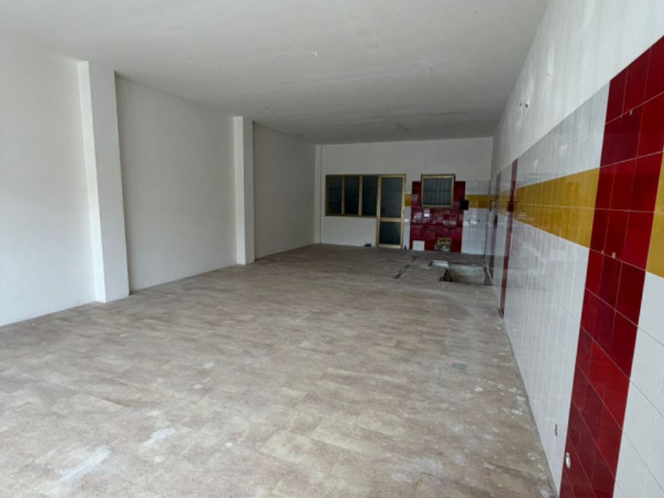 Erhvervsejendom i Maniago, Pordenone - foto 5