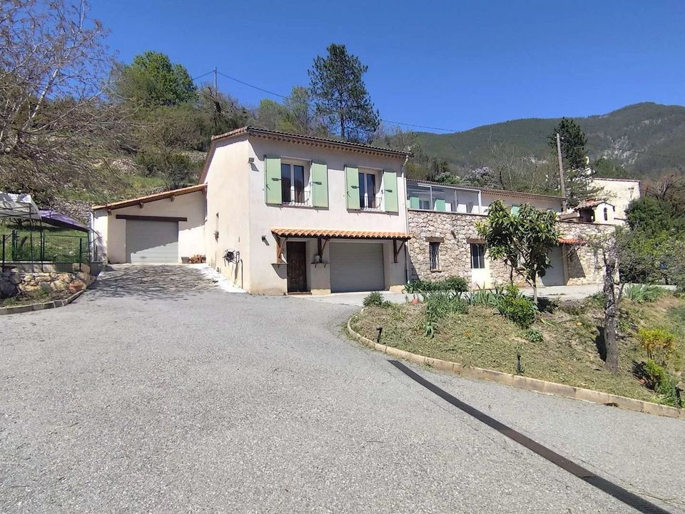 Villa i Puget-Théniers, Alpes-Maritimes - foto 1