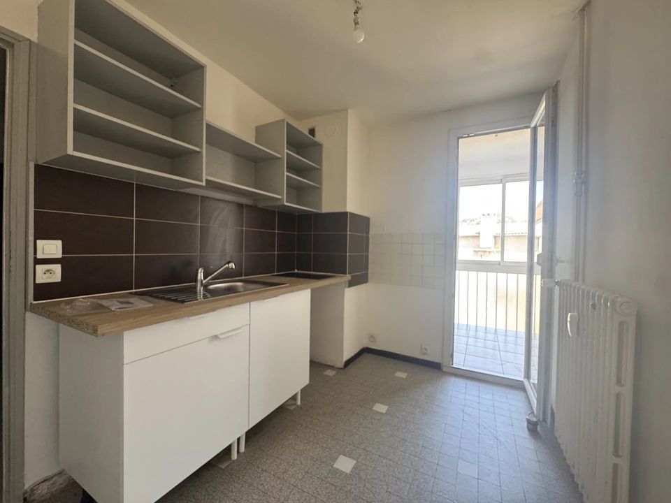Apartamento en Manosque, Alpes-de-Haute-Provence - foto 1