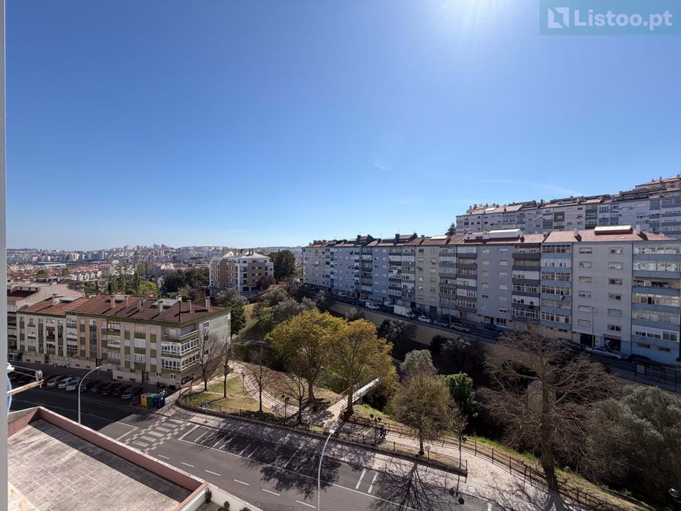 Lejlighed i Amadora, Lisbon - foto 1