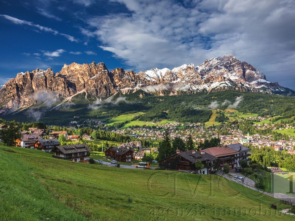 Byhus i Cortina D'Ampezzo, Belluno - foto 5