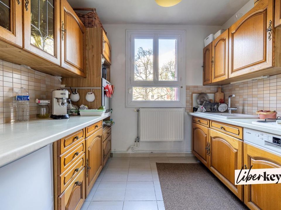 Lejlighed i Sainte-Geneviève-des-Bois, Essonne - foto 4