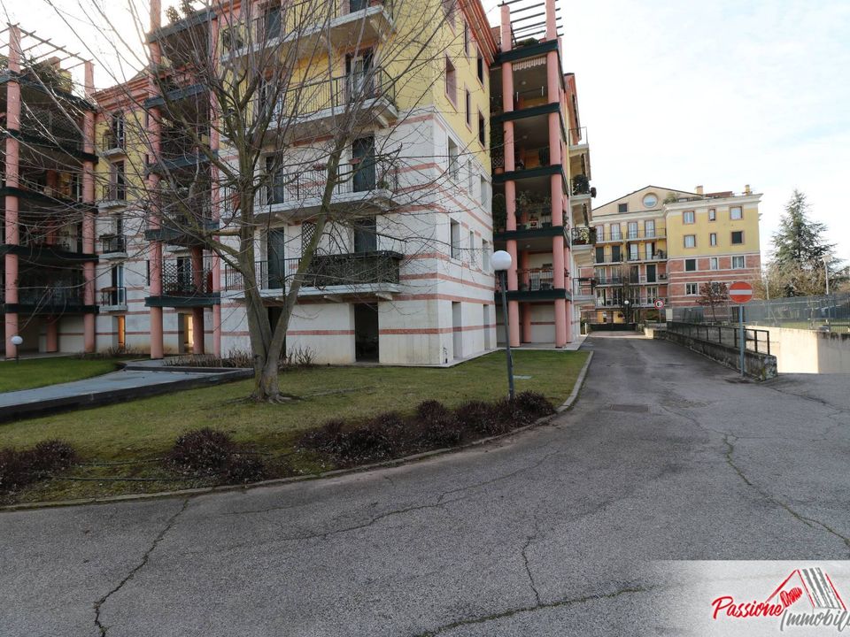 Parkeringsplads i Verona, Verona - foto 2