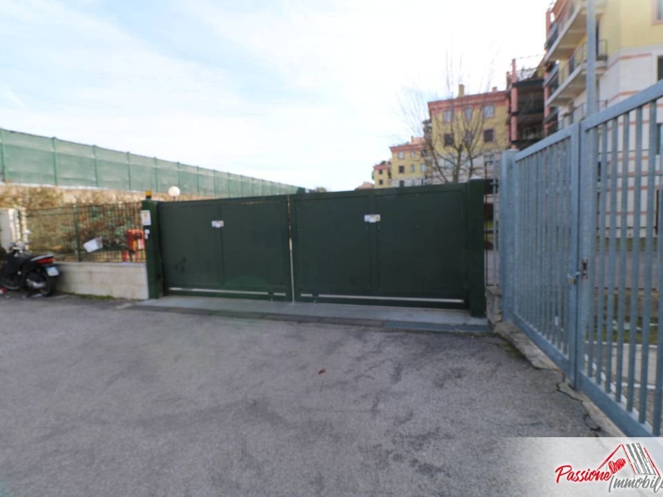Parkeringsplads i Verona, Verona - foto 5