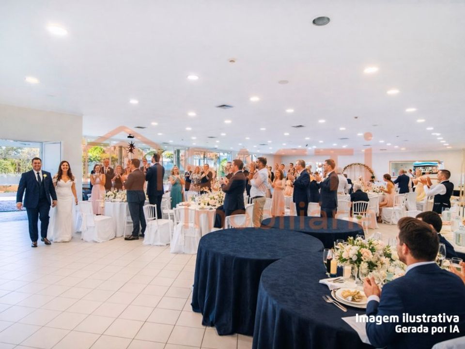 Erhvervsejendom i Santa Maria da Feira, Aveiro - foto 1