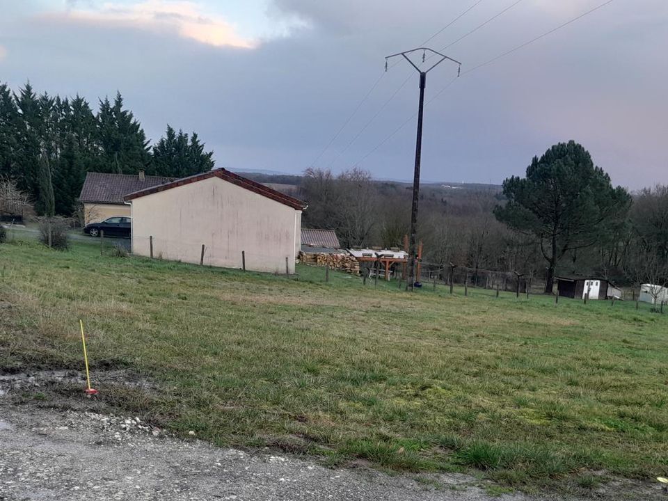 Helårsgrund i Vaunac, Dordogne - foto 1