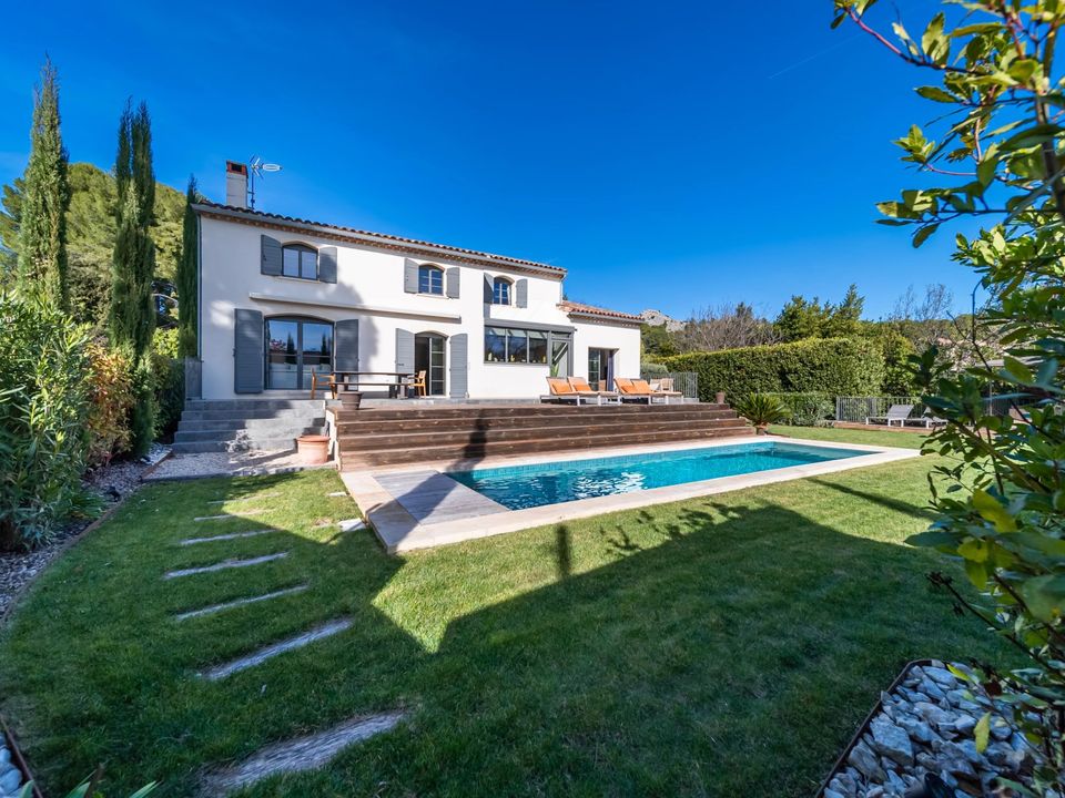 Villa i Maussane-les-Alpilles, Bouches-du-Rhone - foto 1