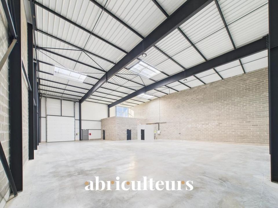 Erhvervsejendom i Chartres, Eure-et-Loir - foto 1