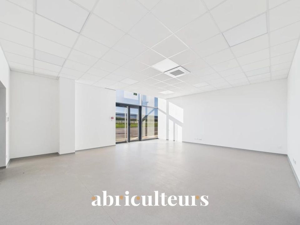 Erhvervsejendom i Chartres, Eure-et-Loir - foto 3