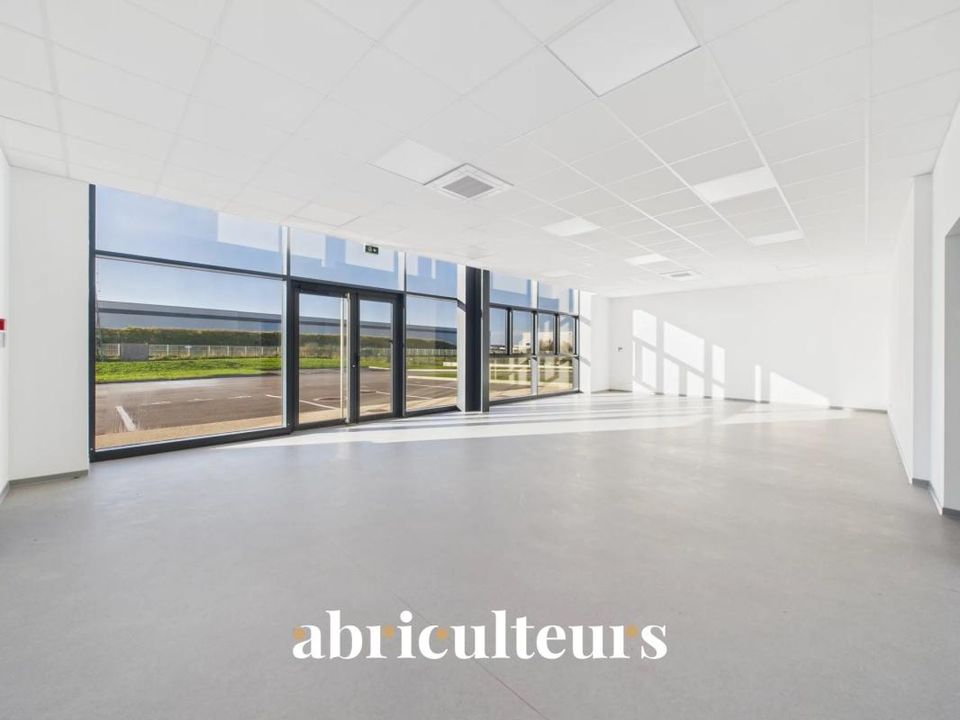 Erhvervsejendom i Chartres, Eure-et-Loir - foto 3